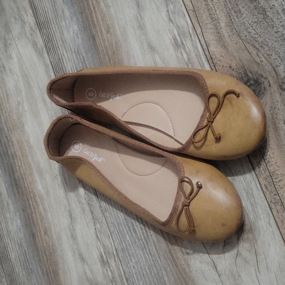 Cat & Jack Tan Ballet Slippers - Picture 1 of 6